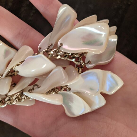 Mother of Pearl Shell Charm Bracelet Chunky Chain Coastal Glam Gold Tone Boho - Picture 5 of 5